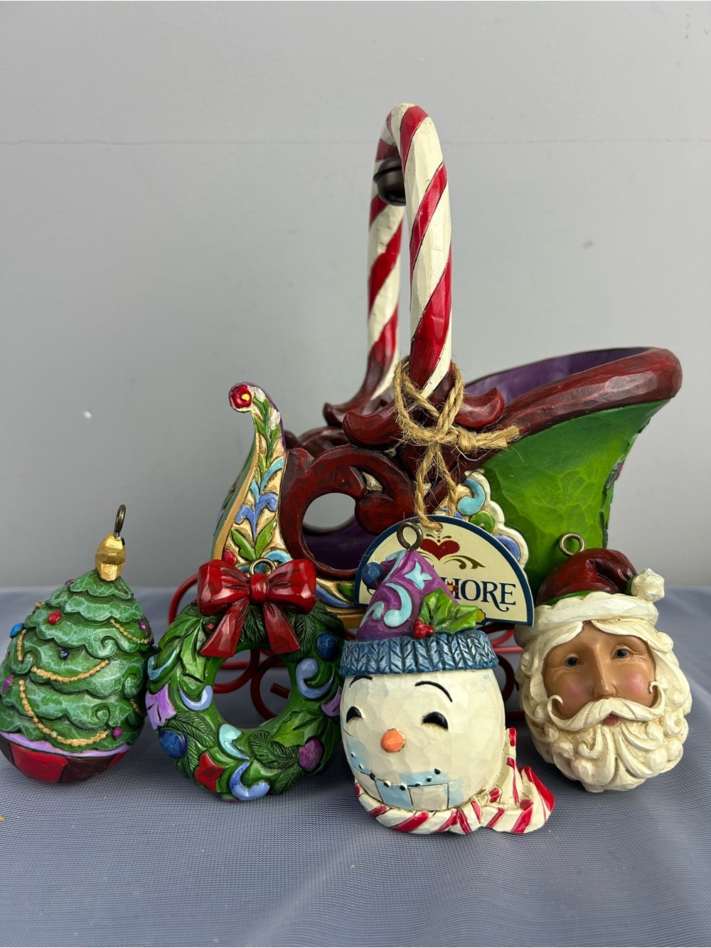 Jim Shore “Jingle All The Way” Sleigh with Hanging Ornaments Figurines 4031689